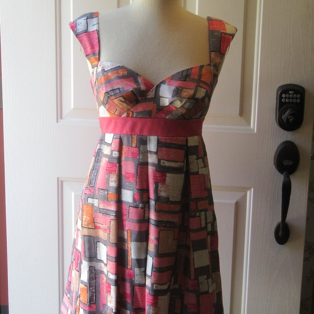 Y2K Jessica Simpson Pink Coral, Gray, Whte Geo Print Fit Flare Belted Dress Sz 6